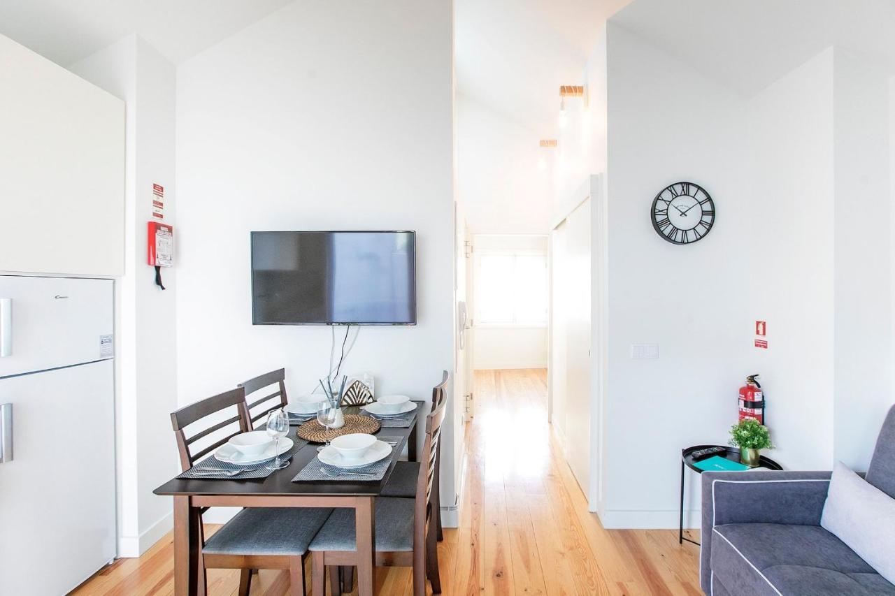 Lovelystay - Cozy 1Br In Santa Catarina W/ Balcony Porto Exterior photo